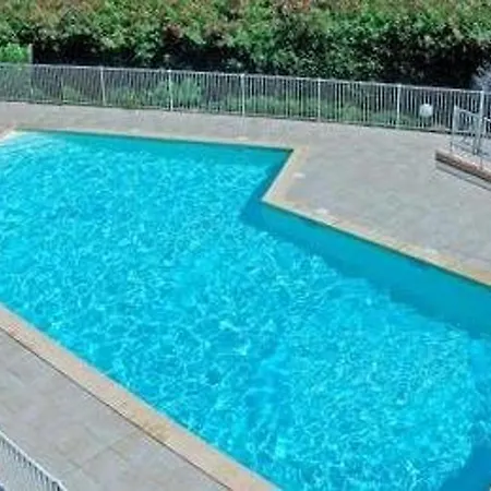 Apartamento Rénové Avec Clim, Parking, Piscine—proche Commerces, Et Port Au Cap D'agde - Fr-1-749-6